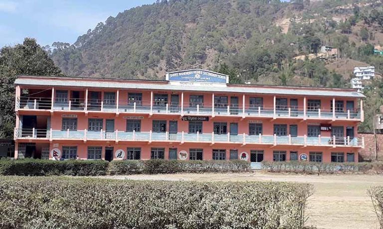 गुल्मीका शैक्षिक संस्था बन्द