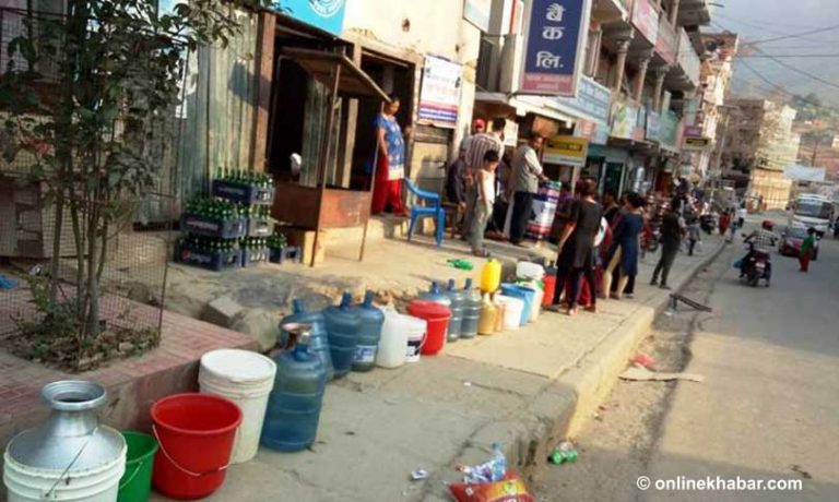 रामेछाप सदरमुकाममा एक हप्तादेखि खानेपानी बन्द