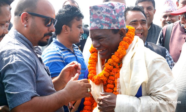 मन्त्री पण्डितले भने-सचिव सरुवाको विषयमा मन्त्रीसँग चित्त दुखाउनुको औचित्य छैन