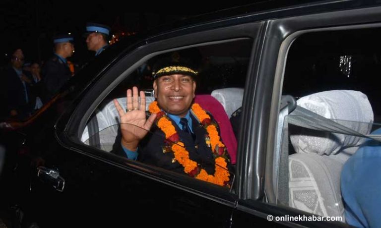 प्रकाश अर्याल विदा भए, सर्वेन्द्रले विहीबार फुली लगाउने