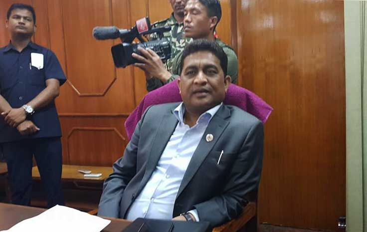 भौतिक पूर्वाधारमन्त्रीले किन गर्दैछन् विवादास्पद निर्णय ?