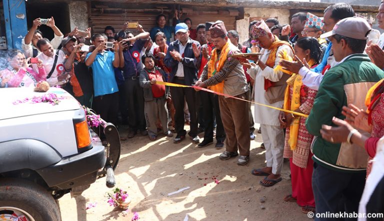 फेसबुकबाट चन्दा उठाएर युवाले किने गाउँमा एम्बुलेन्स