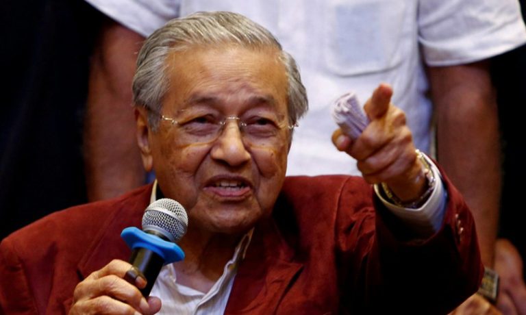महाथिरको सत्तारोहणले नेपाली कामदारलाई कति लाभ ?