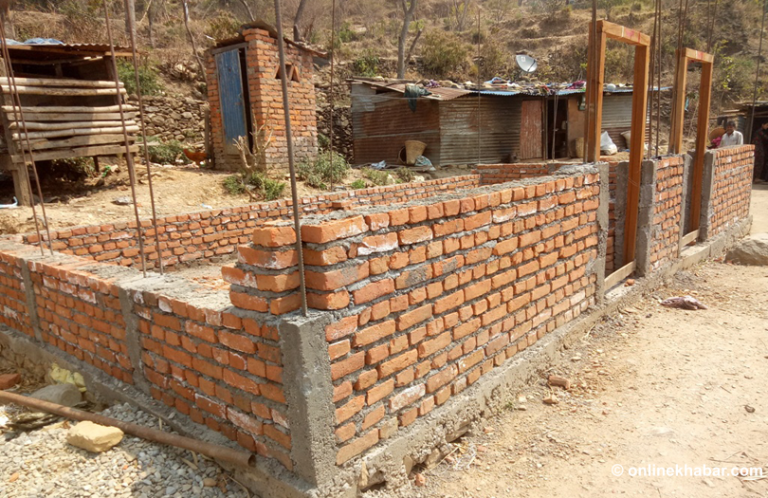 डोल्पामा जनता आवास : किस्ता नपाएपछि ११ सय घर अलपत्र