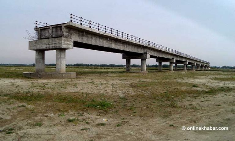 पुलको निर्माण मापदण्ड अनुसार नभएपछि भत्काएर अर्को बनाउन निर्देशन