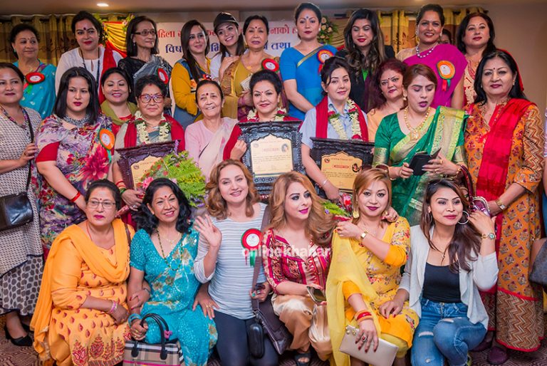करिश्मादेखि साम्राज्ञीसम्म सम्मानित