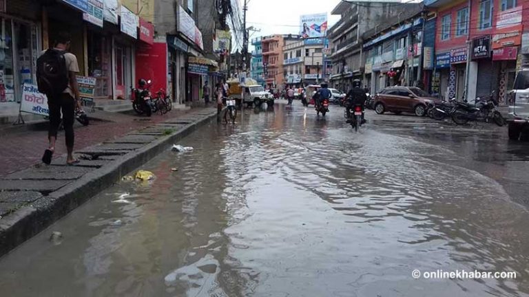 जलमग्न विराटनगर, सडकमै ताल !