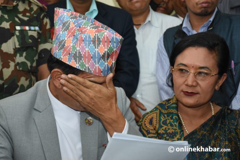 रुँदै राजीनामा दिए कानुनमन्त्रीले