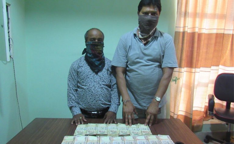 अवैध भारु १२ लाख ७० हजारसहित दुई जना पक्राउ