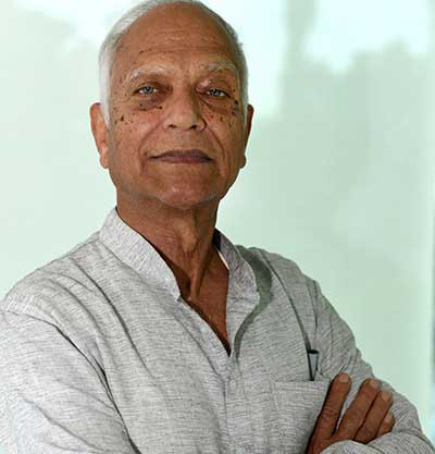 प्रधानमन्त्रीका श्रीमान् सुवेदीलाई थप उपचारका लागि भारत लगिँदै