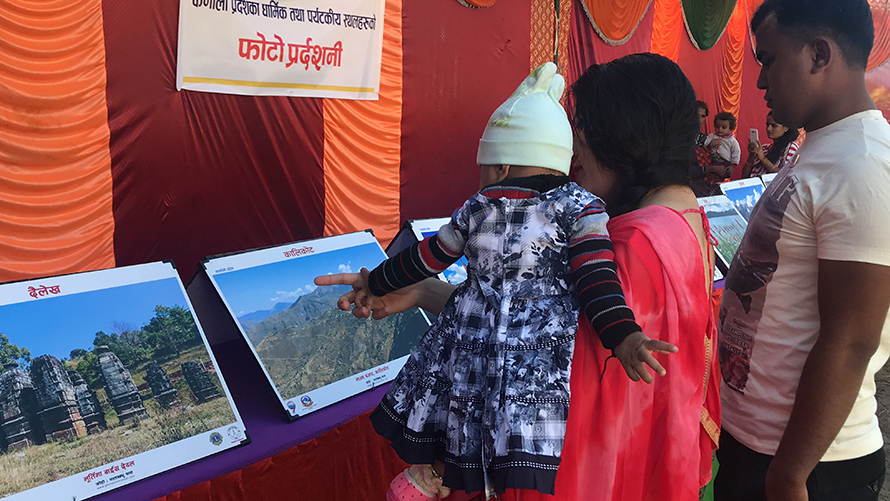 कर्णालीको पर्यटकीय महत्व बोकेका तस्वीर वीरेन्द्रनगरमा प्रदर्शन
