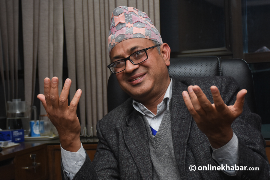 कान्छो वाणिज्य बैंकका सीईओः सरकारी जागिर छाडेर ‘प्राइभेट’ तिर