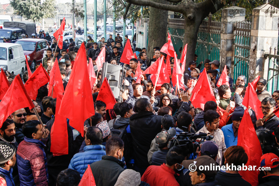 वायुसेवा निगममा नयाँ शक्तिको धर्ना