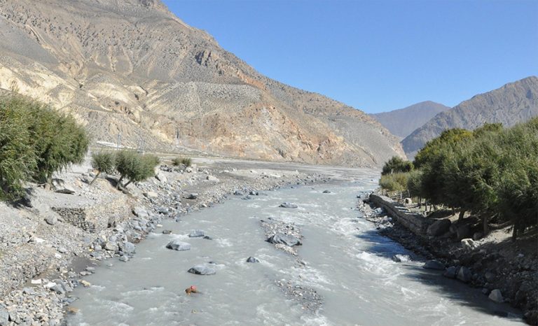 मुस्ताङमा कालीगण्डकी बगरको सतह बढ्यो, बस्तीमा डर