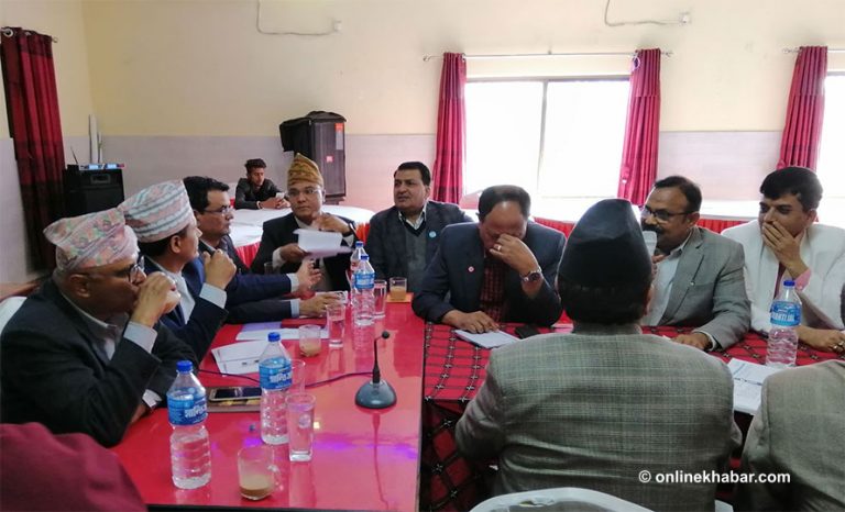 पूर्वका व्यवसायी भन्छन् : ब्याजदर नघटे पलायन हुने स्थिति छ