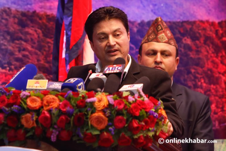 पसिना बगाउनेहरु अहिले पनि अपहेलित छन् : मन्त्री विष्ट
