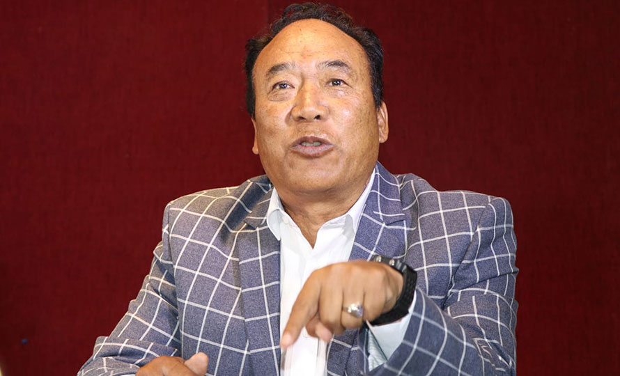 मानार्थ अध्यक्षबाट हटाएर मेरो अपमान गरियो– टासी घले