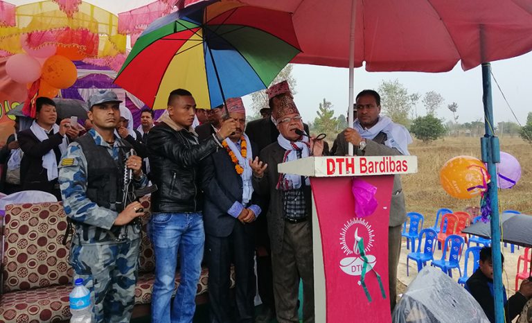 सुन्दर नेपाल बनाउन सबै लागौ : माधवकुमार नेपाल