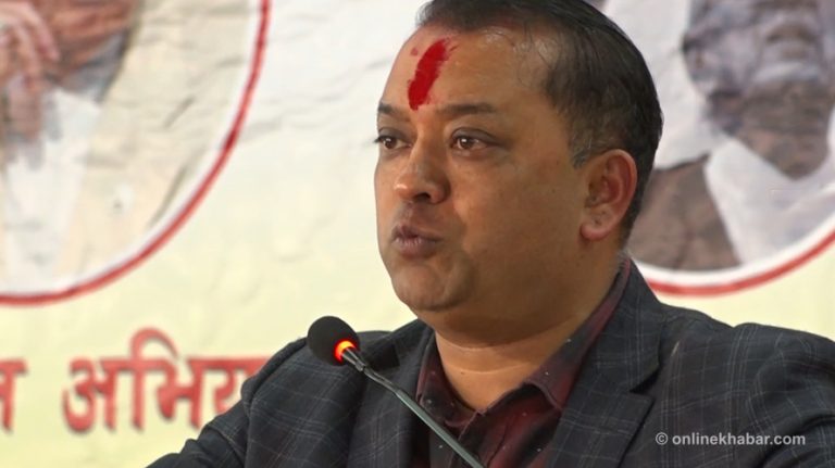 गगन थापाको चेतावनी : पार्टीलाई भड्खालोमा नहालौं