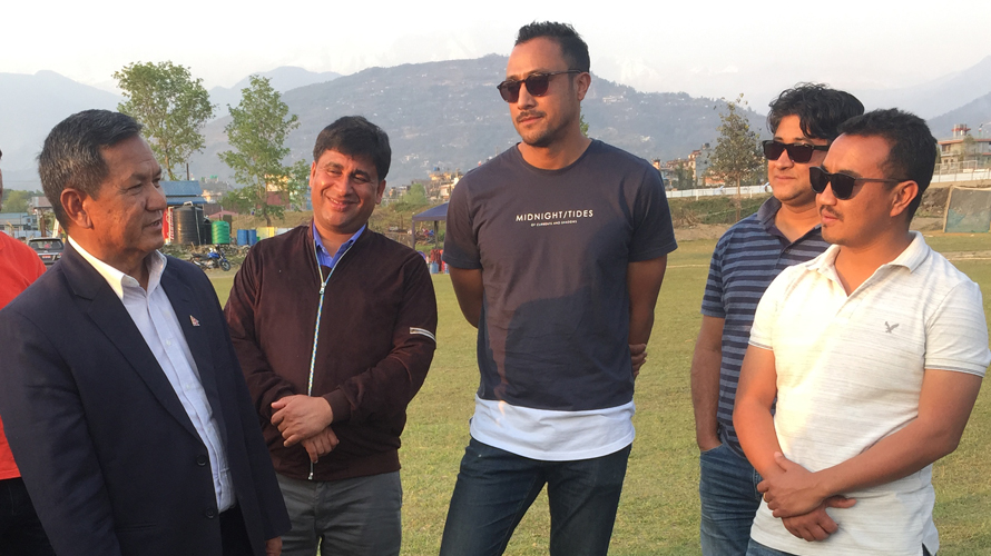 जहिल्यै ठूला कुरा, काम थोरै !