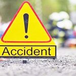 गिरीबन्धु टी-ईस्टेट अगाडि सवारी दुर्घटना, दुई जनाको मृत्यु, १३ घाइते