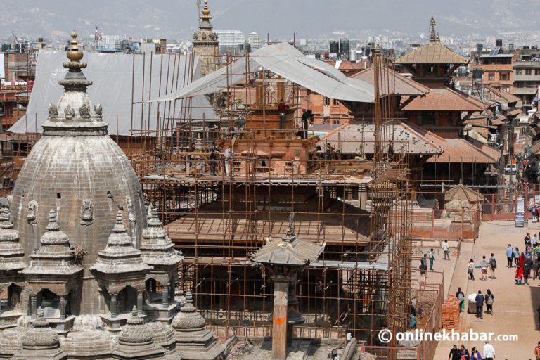 सडकको ठेकदारले मन्दिर बनाउला ?