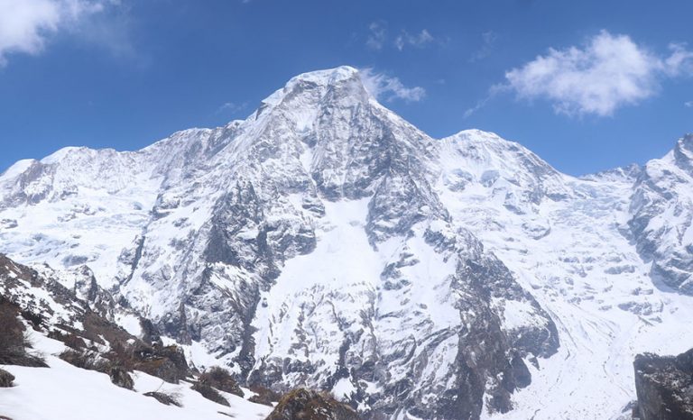 जुगल हिमालमा आरोहण खुला गर्ने सरकारको निर्णय