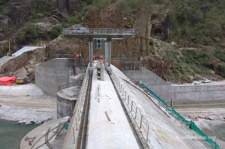 माथिल्लो तामाकोसीको बाहिरी संरचनामा जेठभित्र पानी भर्न सुरू गर्ने लक्ष्य