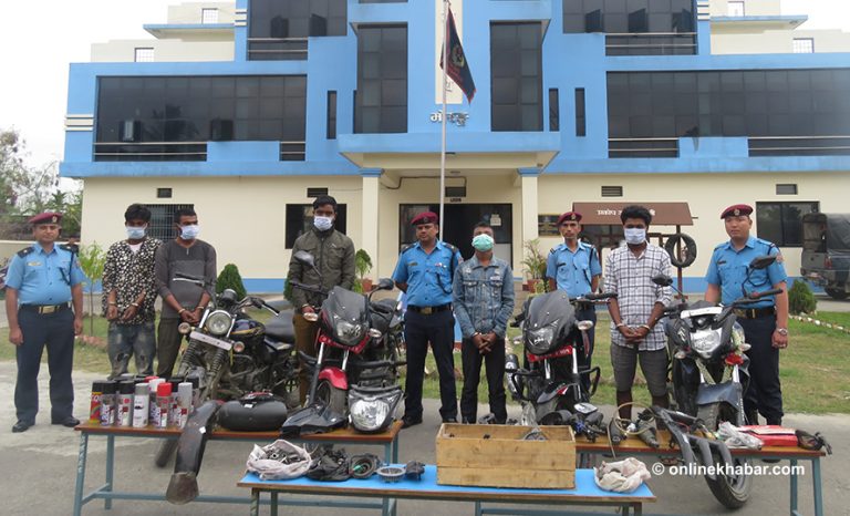 पत्रकार र एमबीबीएसका विद्यार्थी नै मोटरसाइकल चोरीमा संलग्न