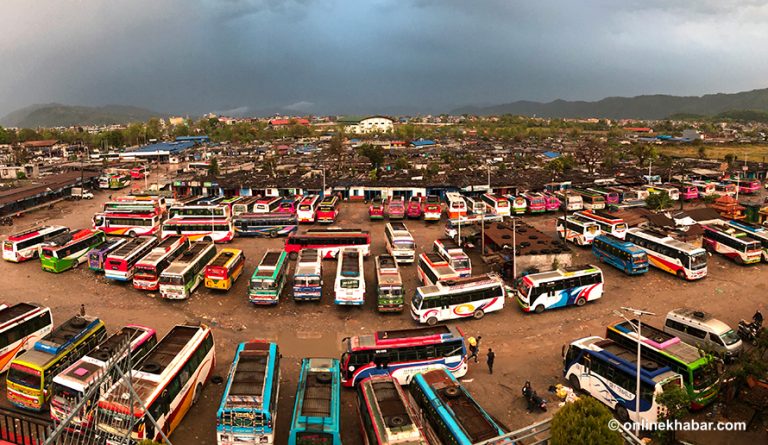 छोटो दूरीमा सार्वजनिक यातायात खोल्ने सरकारको निर्णय, भाडा बढ्यो