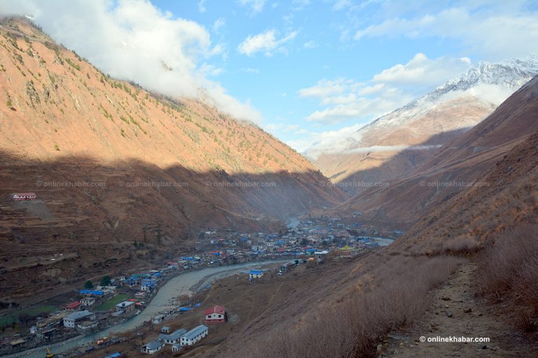 डोल्पामा यातायात सेवा ठप्प