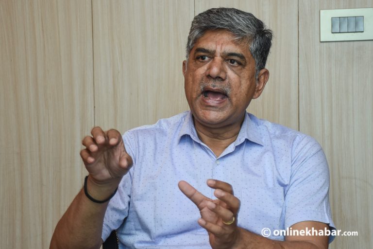 वरिष्ठ अधिवक्ता थापाको तर्क : राष्ट्रपतिबाट सांसदको अधिकार हनन् भयो