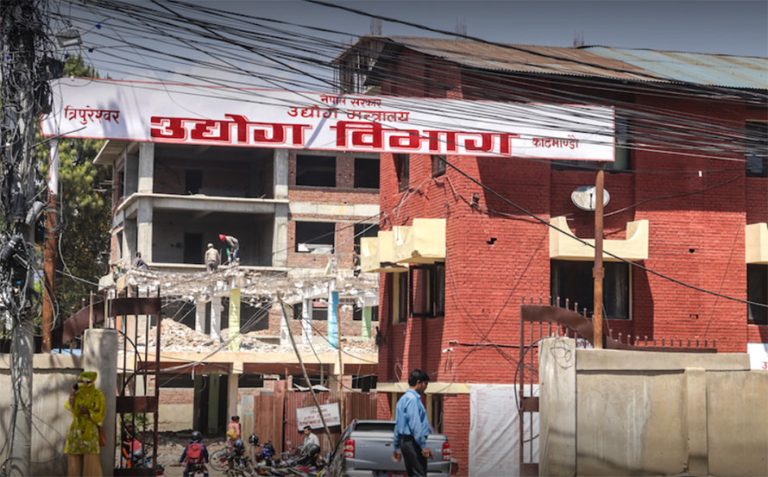 तोकिएको समयभित्र उद्योग सञ्चालन नगरेका विदेशी लगानीकर्ताको धरौटी जफत हुने