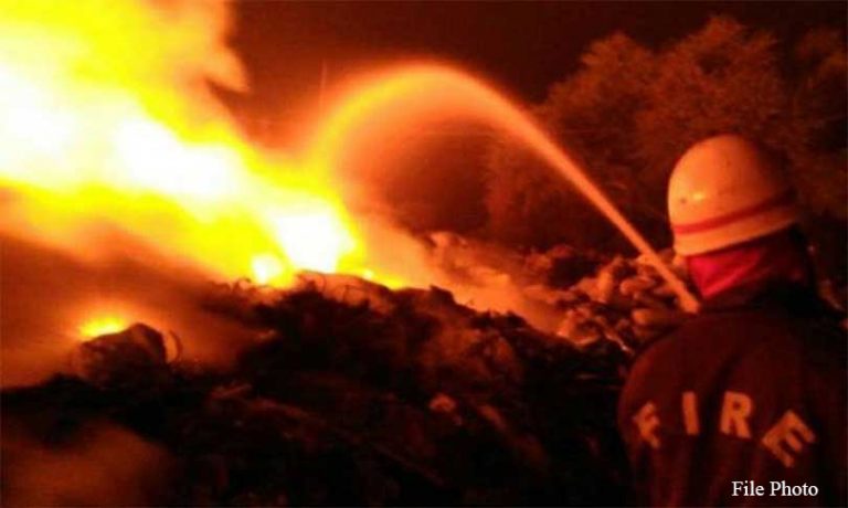 बारा र रौतहटसहित चार जिल्लामा आगलागी, ४० लाख बढीको क्षति