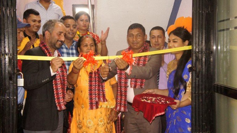 सिद्धार्थ बैंकको २ शाखाको उद्घाटन