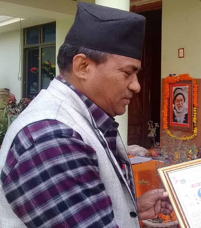 ‘नगरपालिकाबाट कुट्दै निकालेर बजार घुमाइयो’