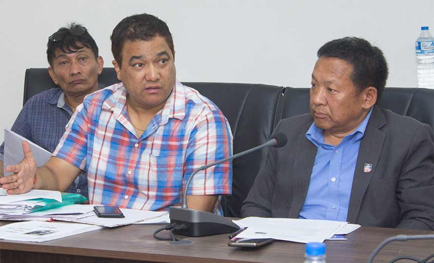 कर्माछिरिङले आफ्नै नारा बिर्सिए