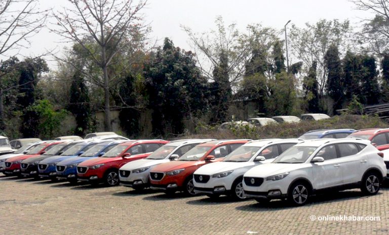 एक वर्षमा वीरगञ्ज भन्सारबाट दुई हजार गाडी आयात   
