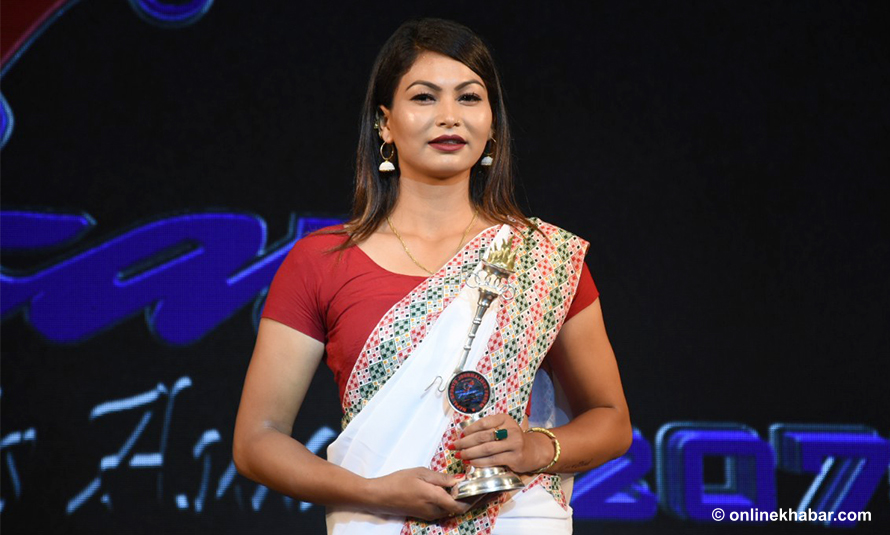 रेश्माले जितिन् पिपुल्स च्वाइस अवार्ड