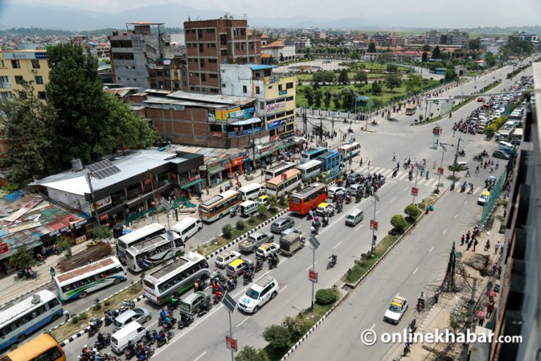 काठमाडौंका मुख्य चोकहरुलाई फराकिलो बनाउन छलफल, सुकुम्बासीलाई पक्का घर दिनेसम्मको योजना