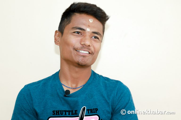 पीएनजीविरुद्ध रोहितको अर्धशतक