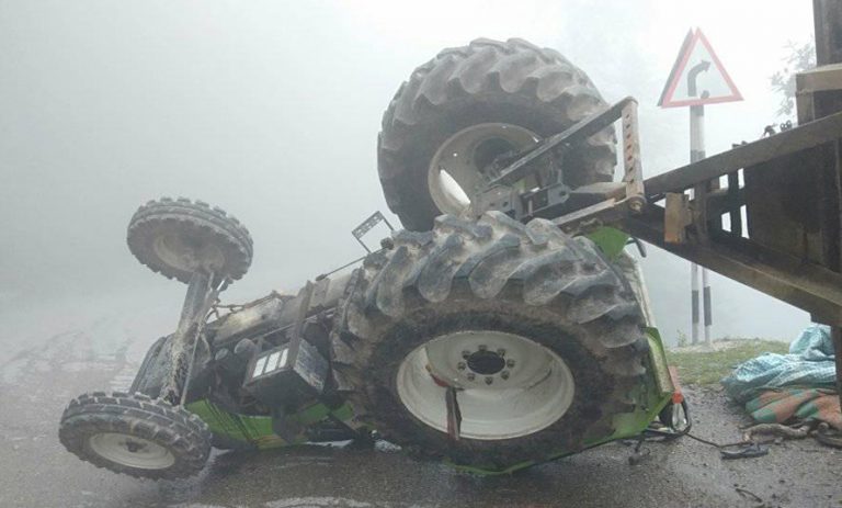 कैलालीमा ट्याक्टर दुर्घटना हुँदा चालकको मृत्यु