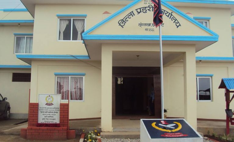 तामाकोशी सहितका नदीमा बाढी आउन सक्ने भन्दै सतर्कता अपनाउन दोलखा प्रशासनको आग्रह