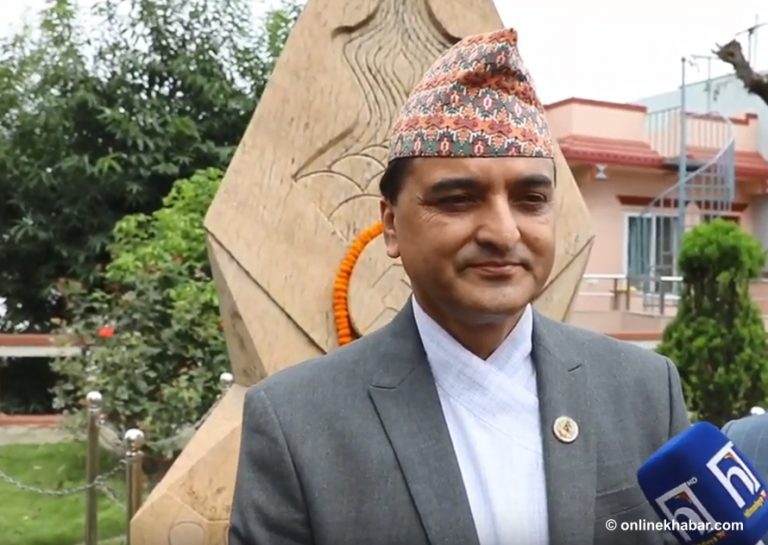 योगेश भट्टराई भन्छन्- बल्ल ब्याटिङ गर्न आएको छु, हानौंला न छक्का चौका