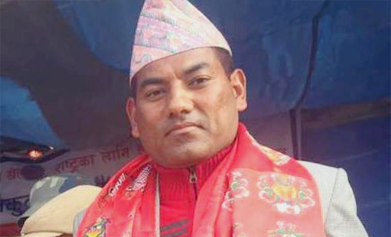 ‘गोविन्द खड्कालाई पार्टी प्रवेश गराउँदा फाइदा हुन्छ कि बेफाइदा ?’