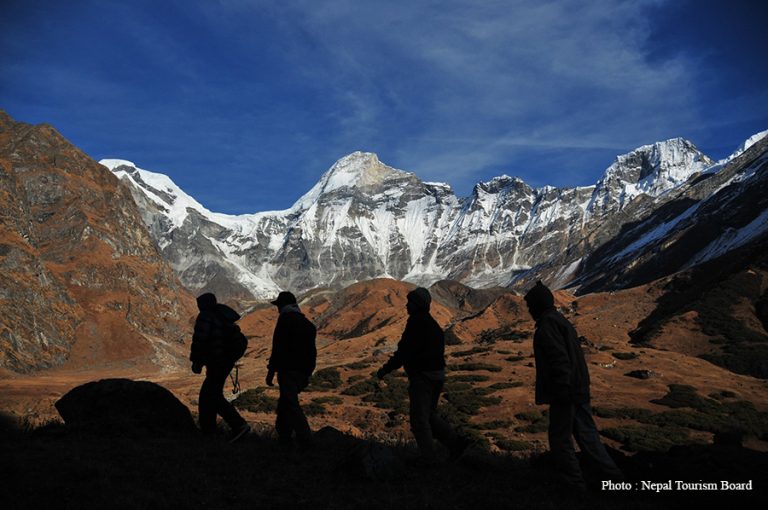 पर्यटक आगमनले पुनरुत्थानको संकेत