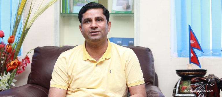 हामीले पार्टी फुटाउन लागेको भन्ने १०१ प्रतिशत गलत हो– इस्तियाक राई