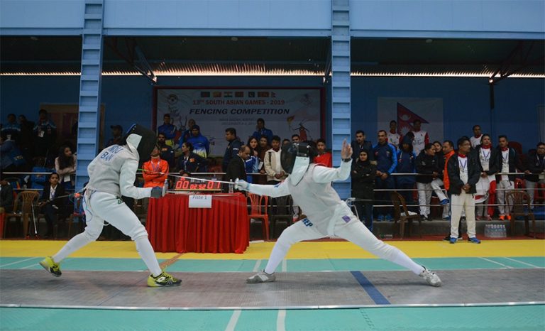 फेन्सिङमा भारतलाई तीन स्वर्ण