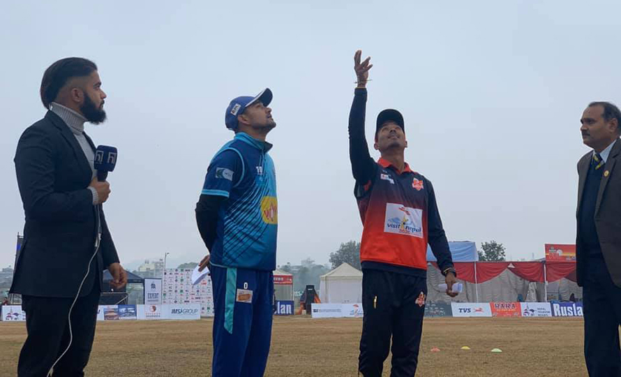 पीपीएल क्रिकेट : बुटवलविरुद्ध ब्याटिङ गर्दै विराटनगर