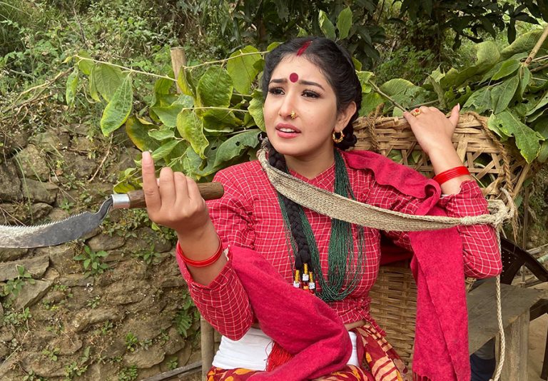 ‘झिंगे दाउ’मा आँचलको यस्तो गेटअप